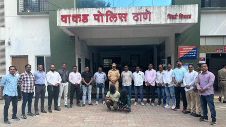 burglary criminals from mumbai arrested by wakad police, accused of 24 burglaries in pune