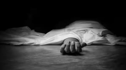 nagpur wife commits suicide, wife suicide due to husband estrangement news in marathi