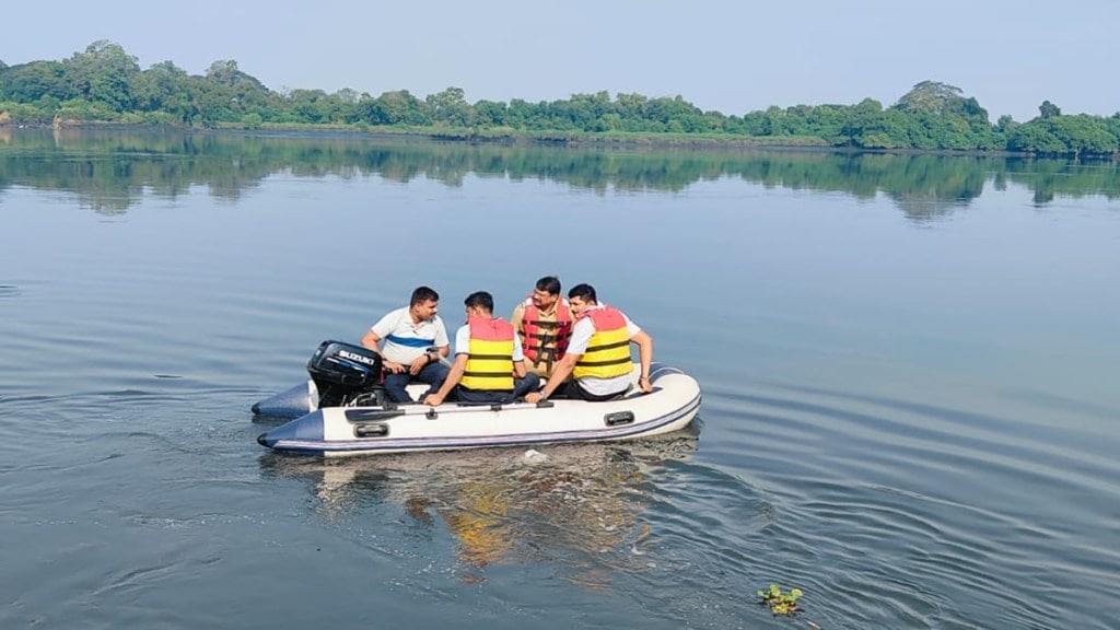 father and girl child drowned in dombivli news in marathi, father and girl child drowned in kumbharkhan pada creek news in marathi