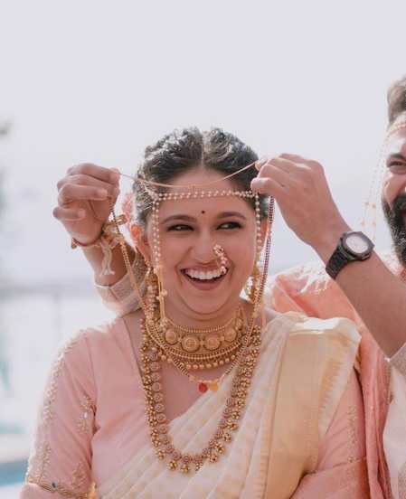 gautami deshpande and swanand tendulkar marriage