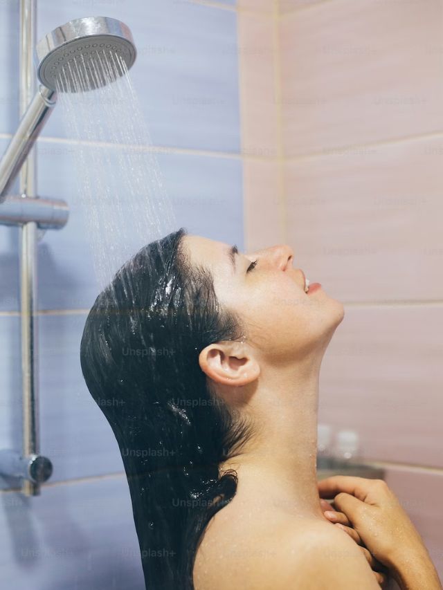 Winter Skincare Tips In cold weather, dry skin Remedies hot water shower