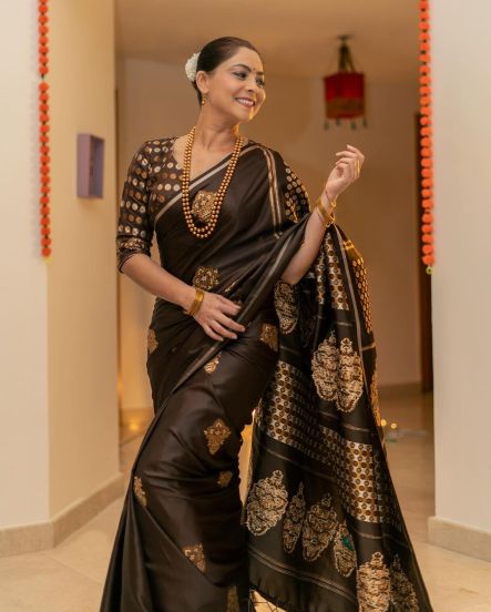 sonalee-kulkarni 