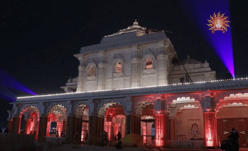 राम मंदिरातील रामलल्लाच्या मुर्तीच्या अभिषेकासाठी अफगाणिस्तानकडूनही पाणी भेट म्हणून आले आहे.