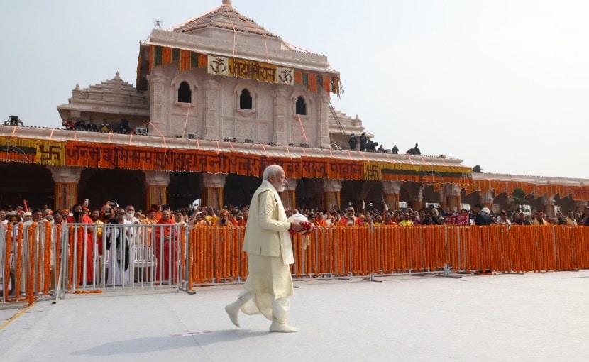 राम अग्नी नाही, राम ऊर्जा आहे. राम हा वाद नाही, राम हा उपाय आहे. राम फक्त आमचा नाही, राम सर्वांचा आहे, असंही मोदी यावेळी म्हणाले.