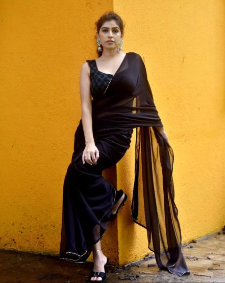 Makar Sankranti 2024 Black Saree Look