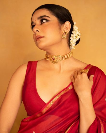 Mithila Palkar Red Saree Look