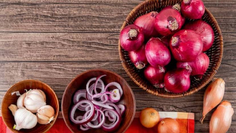 Benefits Of Consuming Raw Onion