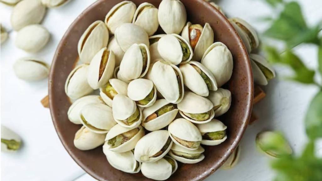 know pistachio benefits for health it keep heart healthy in many ways