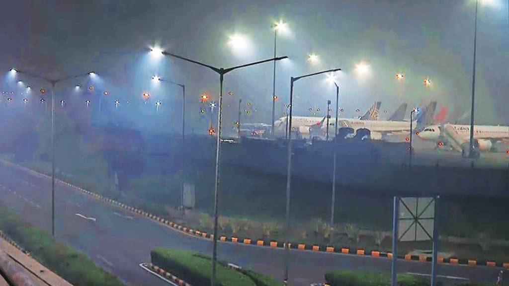 dense fog disrupts air traffic in north india