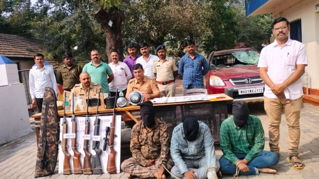 Three arrested with weapons in Nandgaon taluka