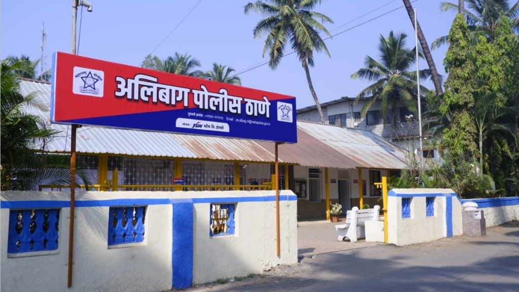 raigad smart police station marathi news, all police stations became smart raigad