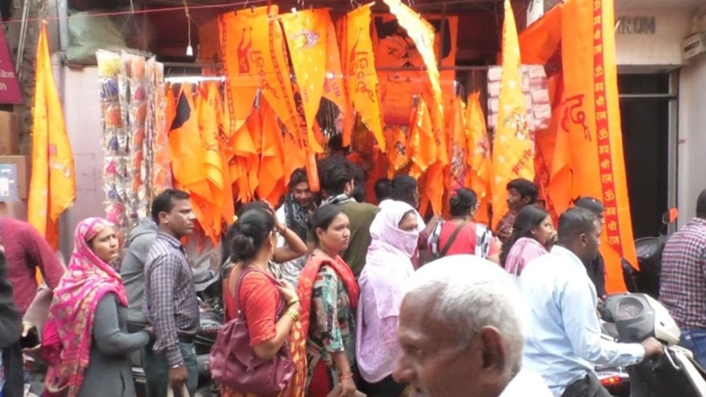 nagpur market marathi news, diwali like crowd in nagpur market marathi news