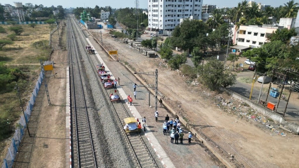 pune railway track, railway track doubling marathi news, pune miraj track double marathi news