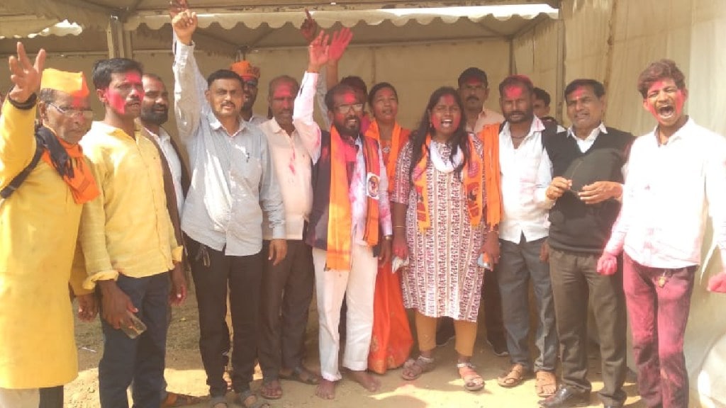 Maratha protesters maratha aarakshan manoj jarange patil azad maidan victory