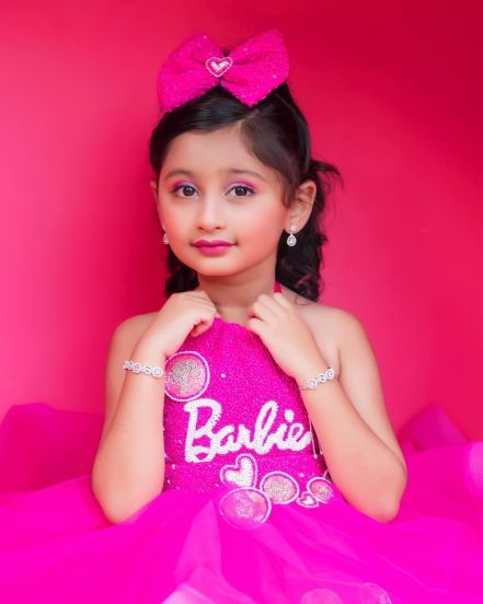 myra-vaikul-barbie-photoshoot 