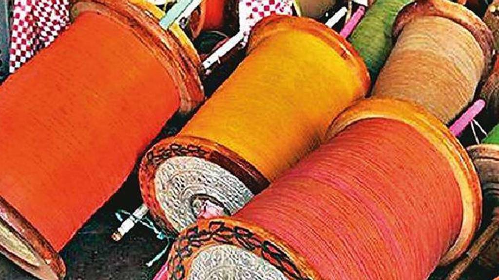 mumbai police registers 92 cases for use of banned nylon manja