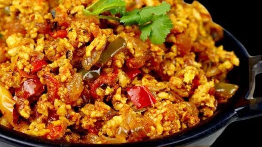 How to make dhaba style Paneer Bhurji