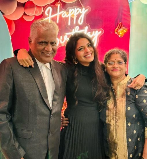 pooja-sawant-birthday-celebrations