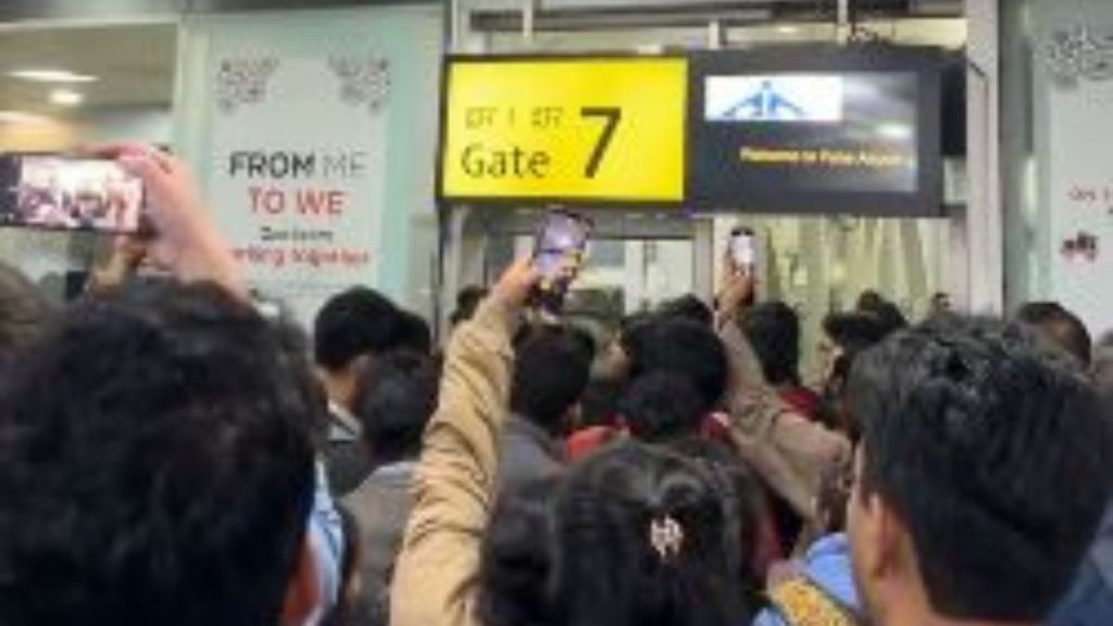 flight was cancelled at the Pune airport after eight hours of waiting