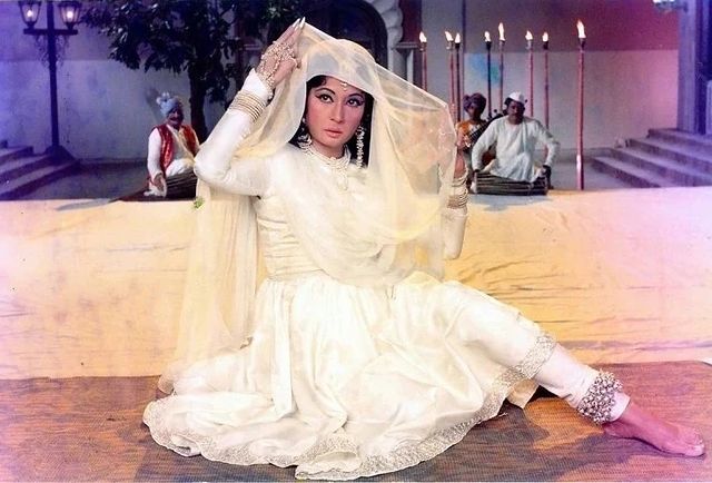 Meena kumari 