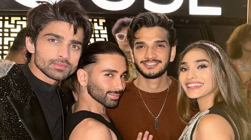 Abhishek Kumar Hosted Big Boss 17 Reunion Party Orry Flaunts His Dance Moves at Reunion Bash 