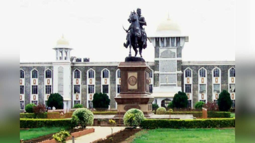 5 crore 42 lakh deficit budget of Shivaji University approved