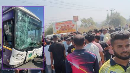 one killed three injured after electric bus hit three bikes and tempo on Khopate koproli