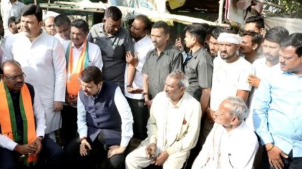 Under the BJP Gaon Chalo campaign Devendra Fadnavis interacted with villagers of Hatla village