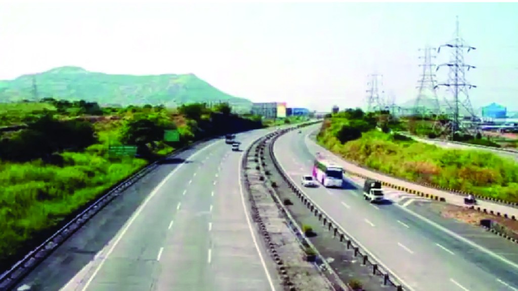 Emergency call centers soon on Pune Mumbai Expressway