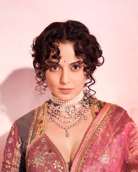 Kangana Ranaut shared pictures of her snowclad manali house himachal pradesh see photos