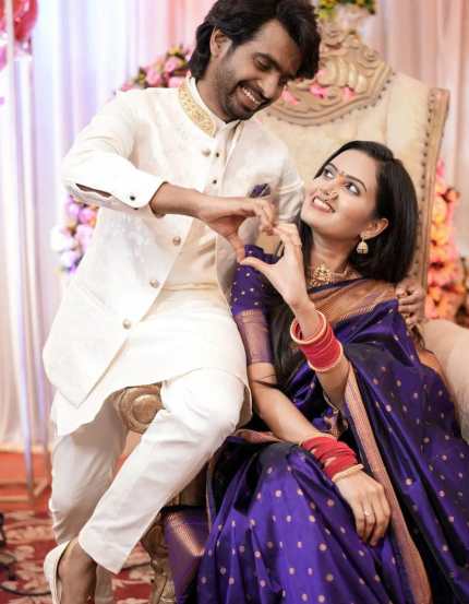 prathamesh parab and kshitija ghosalkar engagement photos