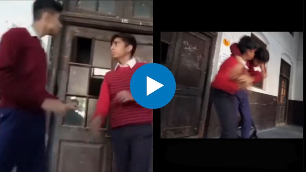 two students fighting in school viral video (1)