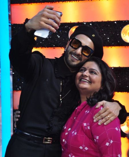 Esha Dey Ranveer Singh Ad Shoot