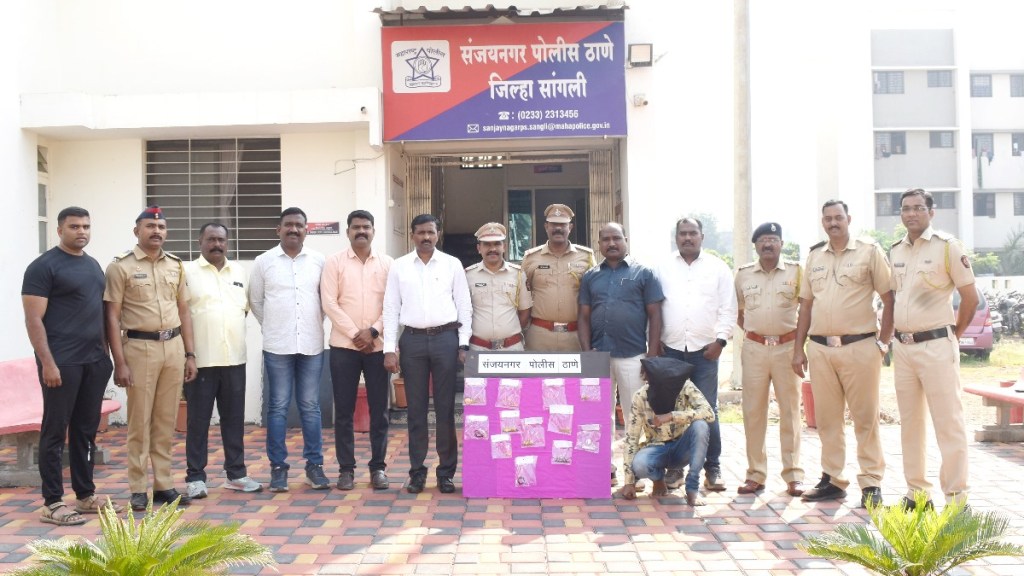 In Kupwad a thief was arrested after recovering stolen jewelery from a house sangli crime news