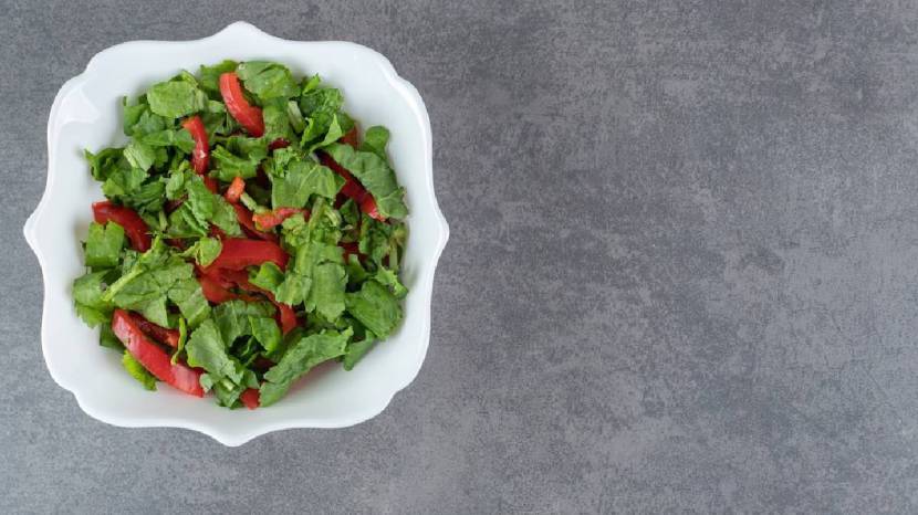 Beat the summer heat with green leafy vegetable kulfa And Know The Health Benefits