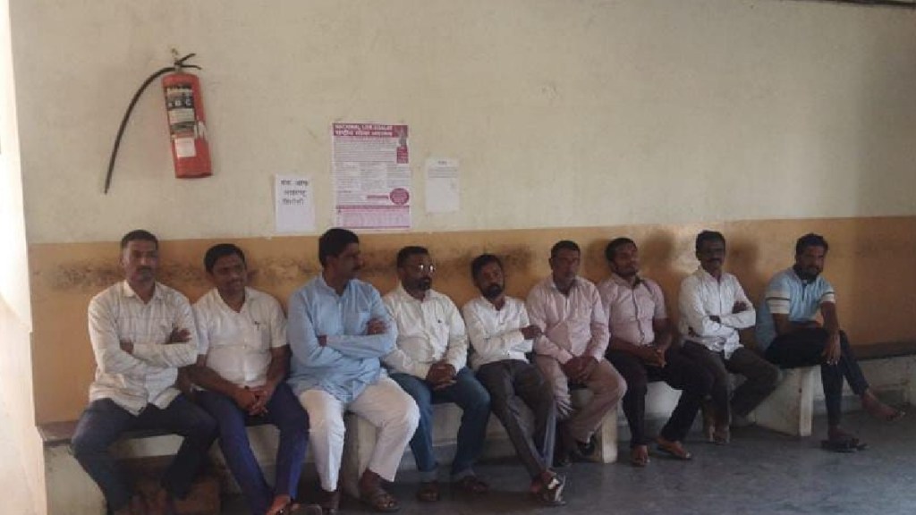 Activists of Swabhimani Farmers Association will go on hunger strike in police custody tomorrow Sunday