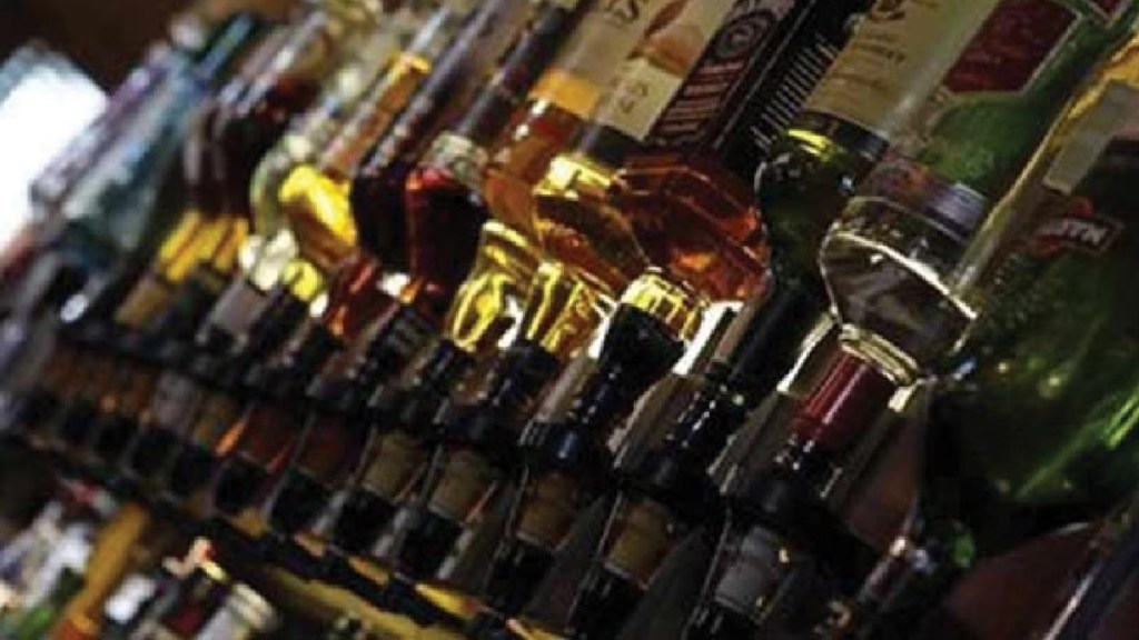 Illegal Liquor Sale, Wardha, Collector, Suspends License, liquor store, lok sabha 2024, Elections, marathi news,