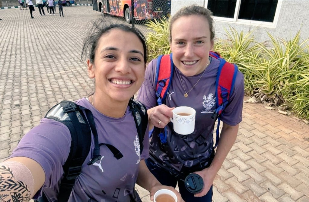 smriti mandhana & Ellyse Perry