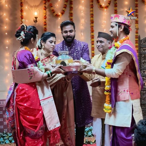 Aai Kuthe Kay Karte Yash Aarohi Wedding