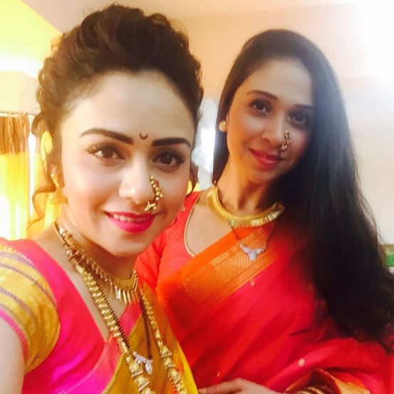 Amruta Khanvilkar Sister Aditi Photos