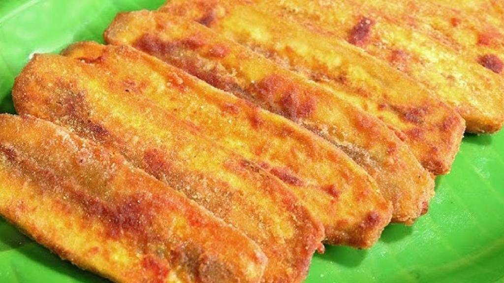 How To Make Home Made Raw Banana Fry Or Maharastrian Style Kachya Kelyache Kaap Note Recipe