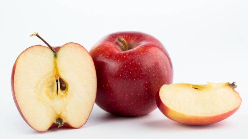 Apples Offers Relief For Gastrointestinal Issues like Diarrhoea and Constipation But Depending On How They Consumed