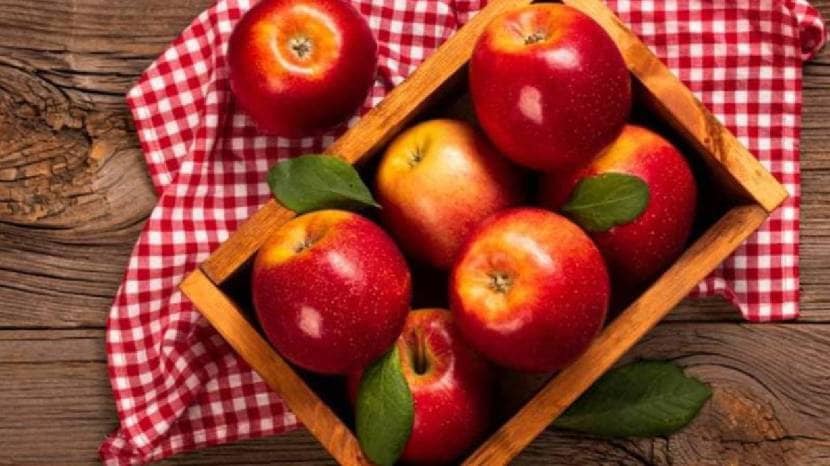 Apples Offers Relief For Gastrointestinal Issues like Diarrhoea and Constipation But Depending On How They Consumed 