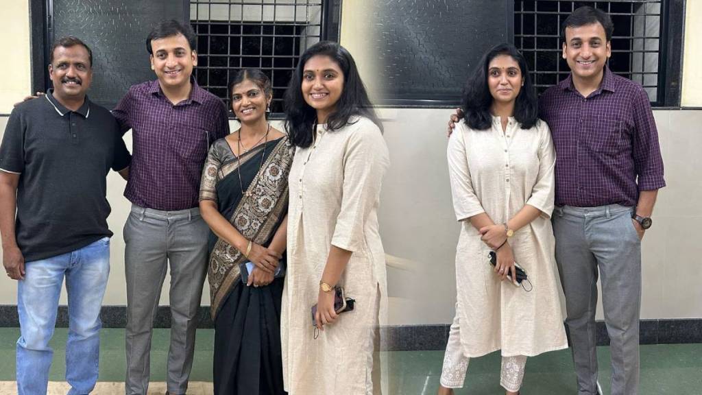 Rinku Rajguru watched the drama niyam v ati lagoo with her family, Sankarshan Karhade share photos