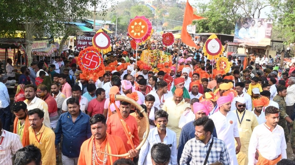 येडेश्वरी देवी चरणी लाखो भाविकांचा जनसागर (छायाचित्र - लोकसत्ता टीम)