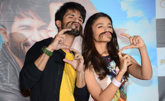 April fool day Bollywood celebrities shahid kapoor pranks on alia bhatt
