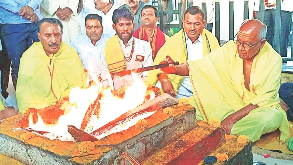 lok sabha election in madhya pradesh crisis in madhya pradesh congress