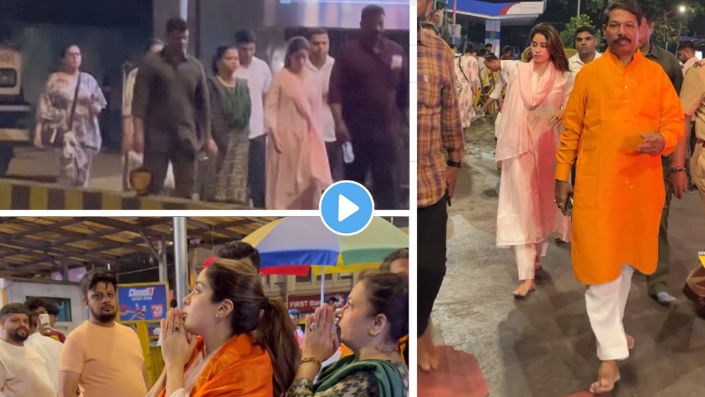 janhvi kapoor walked barefoot with boyfriend shikhar pahariya mother smruti shinde