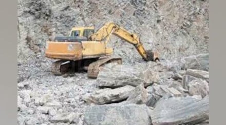 illegal quarry operator in panvel