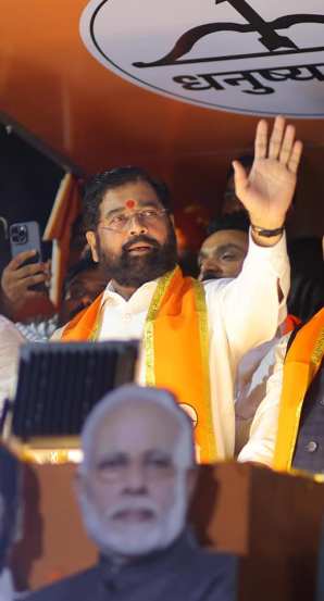 Eknath shinde slams uddhav thackeray
